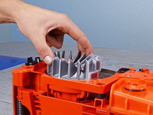 Echo Chain Saw CS590 2019 Ignition Assembly Replacement, Remove the flywheel: crwdns2935265:026crwdnd2935265:02crwdnd2935265:03crwdne2935265:0