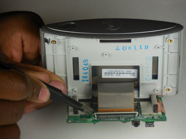 TomTom One XL Screen Replacement: crwdns2935265:06crwdnd2935265:03crwdnd2935265:03crwdne2935265:0