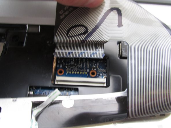 HP Elitebook 8460p Keyboard Replacement: step 9, image 2 of 2