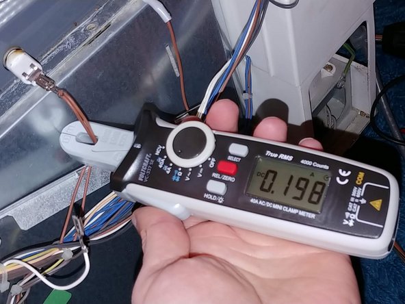 Earth-leakage circuit breaker in meter cabinet engaged, Replacing the grill heating element: crwdns2935265:03crwdnd2935265:02crwdnd2935265:02crwdne2935265:0