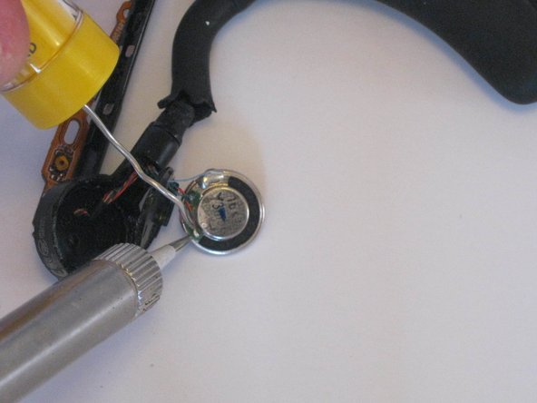 Plantronics Voyager Legend Earpiece Replacement: crwdns2935265:07crwdnd2935265:03crwdnd2935265:03crwdne2935265:0