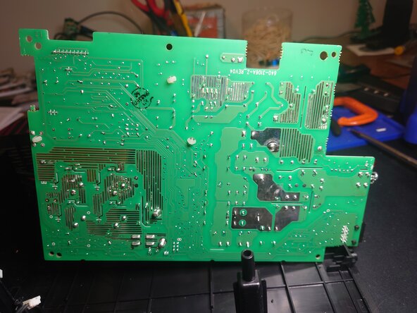 APC Back-UPS Pro 1000 S Teardown, Inspect Circuit Board: crwdns2935265:09crwdnd2935265:02crwdnd2935265:02crwdne2935265:0