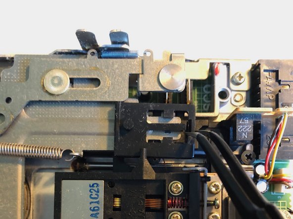 Sony MP-F75W Teardown, Removing the Head Stop: stap 0, afbeelding 2 van 3