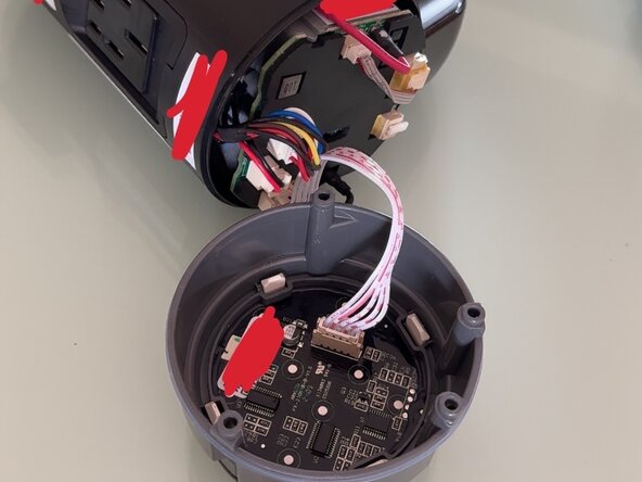 Disassembling Tineco Floor One Switch S6 SwitchPro Motor, Unscrew and pull up screen: crwdns2935265:02crwdnd2935265:02crwdnd2935265:02crwdne2935265:0