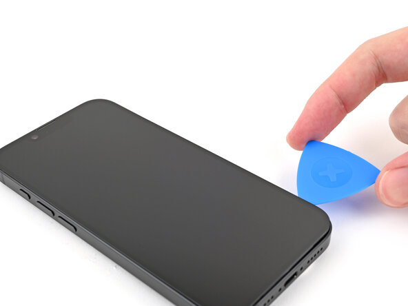 iPhone 16e Screen Replacement