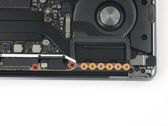 MacBook Pro 13" Two Thunderbolt Ports 2020 Display Assembly Replacement: crwdns2935265:021crwdnd2935265:02crwdnd2935265:02crwdne2935265:0