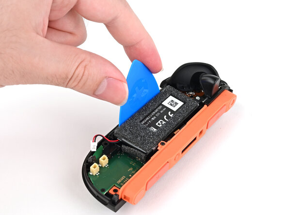 Joy-Con 2 (Right) Battery Replacement, Remove the battery: crwdns2935265:012crwdnd2935265:02crwdnd2935265:02crwdne2935265:0