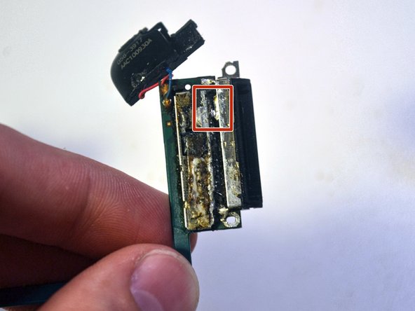 iPod Touch 4th Generation 30 Pin Dock Connector Replacement: crwdns2935265:022crwdnd2935265:03crwdnd2935265:03crwdne2935265:0