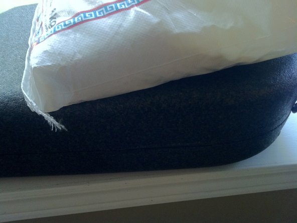 TRIC Guitar Case Plastic Hinge Replacement: crwdns2935265:08crwdnd2935265:02crwdnd2935265:02crwdne2935265:0