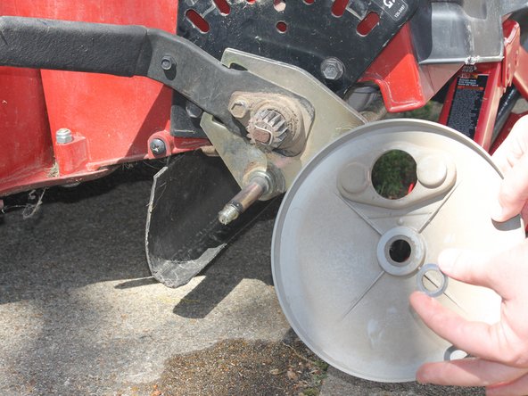 TORO 30" Personal Pace TimeMaster Mower Transmission Assembly Replacement: crwdns2935265:05crwdnd2935265:02crwdnd2935265:02crwdne2935265:0