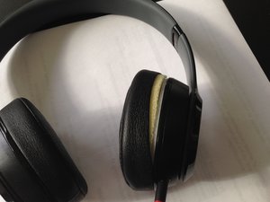 Repair beats headphones online ear pads