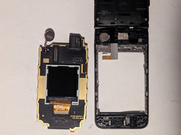 Alcatel Go Flip V Flip Phone Screen Replacement, Remove the LCD Assembly: шаг 17, изображение 2 из 2