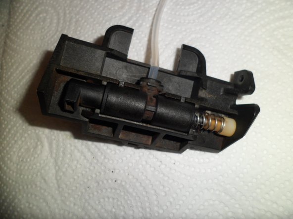 Jura Capresso IMPRESSA J5 Drainage Valve disassembly: crwdns2935265:05crwdnd2935265:02crwdnd2935265:03crwdne2935265:0