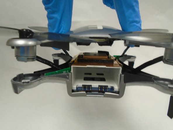 AEE Mach 1 Camera Replacement: passo 4, immagine 2 di 2