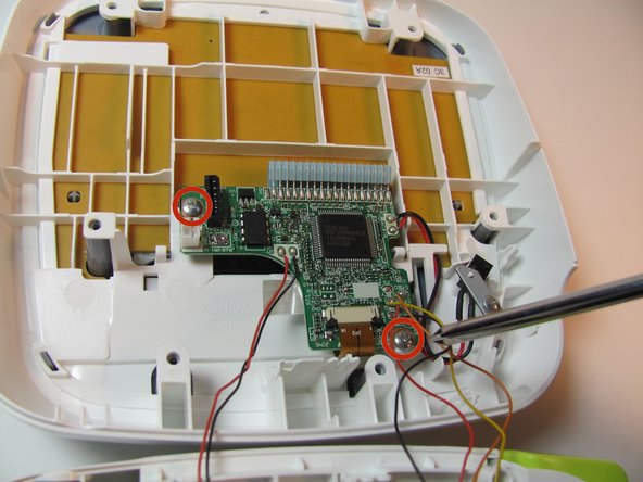 Brother PT-D200 LCD Screen Replacement, Circuit Board: crwdns2935265:07crwdnd2935265:02crwdnd2935265:02crwdne2935265:0