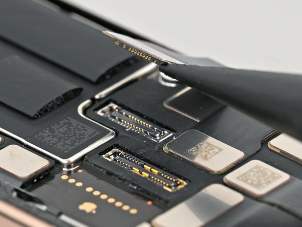 iPhone 16 Pro Rear Cameras Replacement