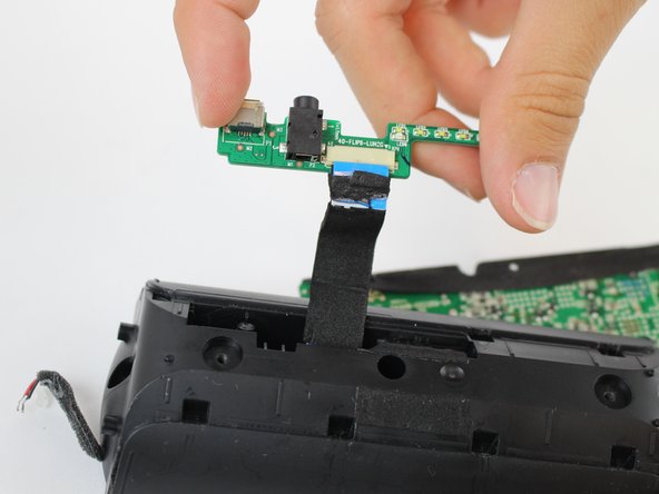 JBL Flip 2 Auxiliary Port Replacement: crwdns2935265:019crwdnd2935265:02crwdnd2935265:03crwdne2935265:0