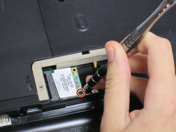 HP G71t-300 Wi-Fi Card Replacement: crwdns2935265:04crwdnd2935265:03crwdnd2935265:03crwdne2935265:0