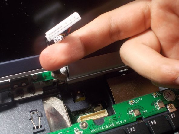 HP Pavilion ze5000 Screen Replacement: crwdns2935265:04crwdnd2935265:03crwdnd2935265:03crwdne2935265:0