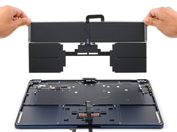 MacBook Air 15" 2023 Battery Replacement, Remove the battery: crwdns2935265:046crwdnd2935265:02crwdnd2935265:02crwdne2935265:0