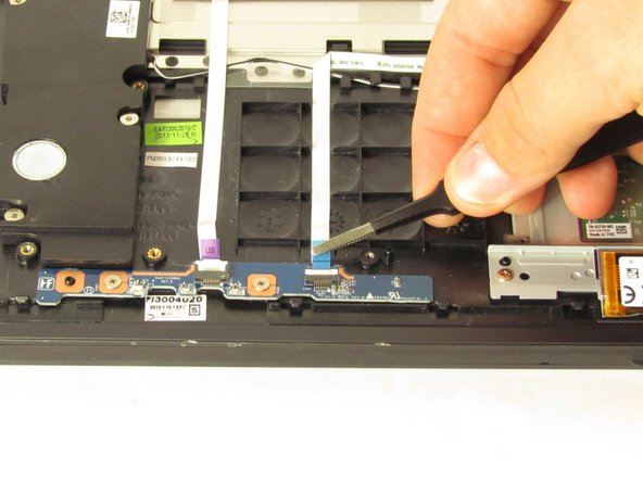 Sony Vaio Fit SVF15N26CXB Speaker Replacement: crwdns2935265:06crwdnd2935265:03crwdnd2935265:03crwdne2935265:0