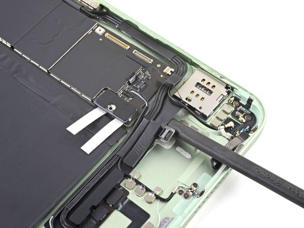 iPad Air 4 Battery Replacement, Lift the logic board: stap 0, afbeelding 3 van 3