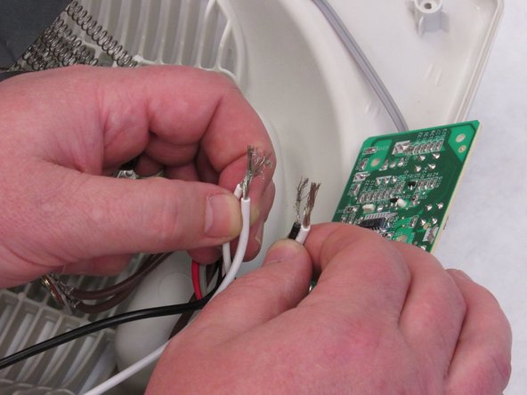 Holmes HEH8031 Power Cord Replacement, Power Cord: crwdns2935265:04crwdnd2935265:03crwdnd2935265:03crwdne2935265:0