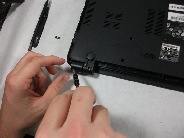 Gateway MS2370 Screen Replacement: crwdns2935265:05crwdnd2935265:02crwdnd2935265:02crwdne2935265:0