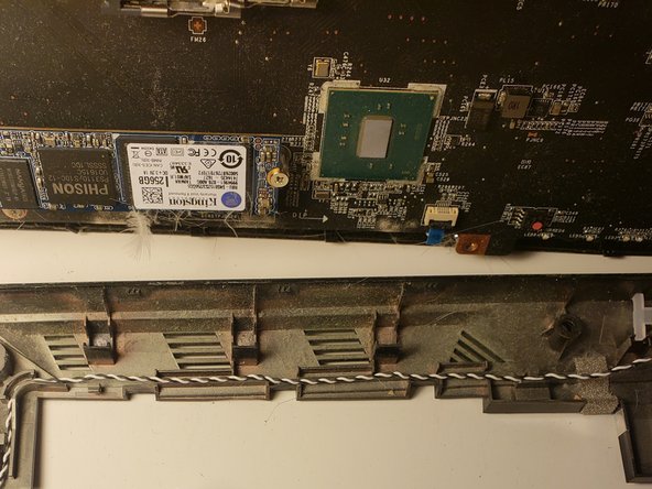 MSI GT62VR 6RD Dominator Speaker Replacement: crwdns2935265:09crwdnd2935265:03crwdnd2935265:03crwdne2935265:0