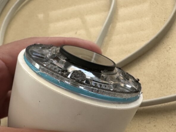 Disassembling Nest Outdoor Camera, Inner camera body removal: crwdns2935265:02crwdnd2935265:02crwdnd2935265:03crwdne2935265:0