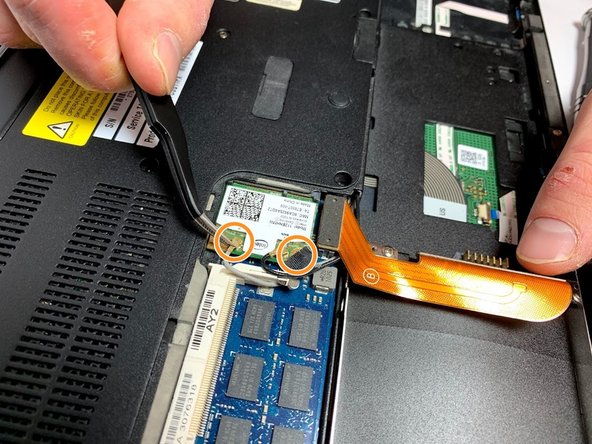 Sony Vaio PCG-41216L Network Card Replacement: crwdns2935265:03crwdnd2935265:02crwdnd2935265:03crwdne2935265:0