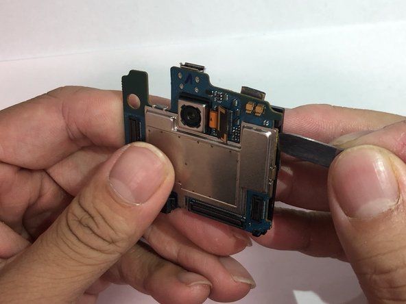 LG GW910 Camera Replacement: crwdns2935265:09crwdnd2935265:02crwdnd2935265:03crwdne2935265:0
