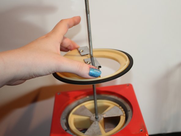 How to Fix a Stuck Quarter in a  Candy Machine: step 4, image 1 of 2