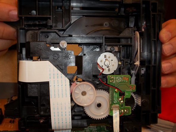 Magnavox MWD200F Disk Drive Replacement: crwdns2935265:011crwdnd2935265:02crwdnd2935265:02crwdne2935265:0