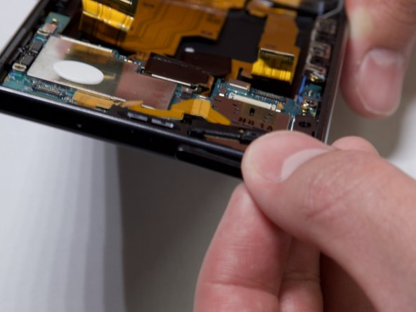 Sony Xperia XZ2 Rear Camera Replacement: step 14, image 2 of 2