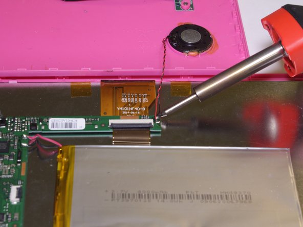 RCA RCT6203W46 Rear Speaker Replacement: crwdns2935265:03crwdnd2935265:02crwdnd2935265:03crwdne2935265:0