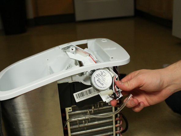 Insignia Ice Maker NS-IMP26SS7 Water Pump Replacement, Water Pump: crwdns2935265:07crwdnd2935265:03crwdnd2935265:03crwdne2935265:0