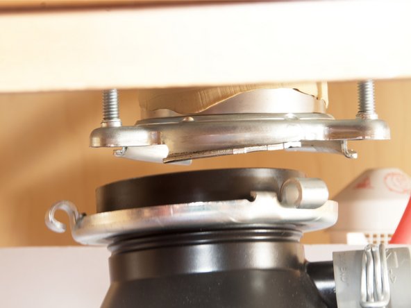 How to fix a clogged garbage disposal: crwdns2935265:06crwdnd2935265:02crwdnd2935265:02crwdne2935265:0