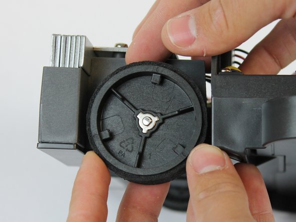 iRobot Braava 320 Wheel Replacement: crwdns2935265:07crwdnd2935265:03crwdnd2935265:03crwdne2935265:0