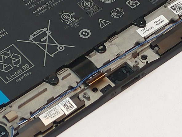 Dell Latitude 10-ST2e Charging Port Replacement: crwdns2935265:04crwdnd2935265:02crwdnd2935265:03crwdne2935265:0