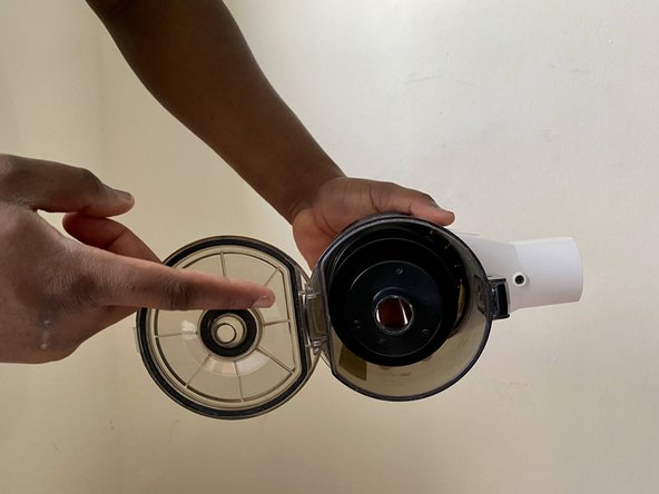 How to Replace a Nequare Cordless Vacuum S182 Filter: Schritt 6, Bild 1 von 2
