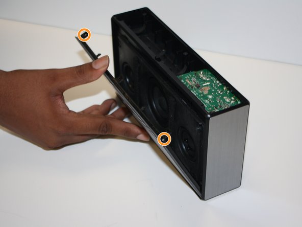 Sony SRS-X55 I/O Board Replacement, I/O Board: crwdns2935265:03crwdnd2935265:02crwdnd2935265:02crwdne2935265:0