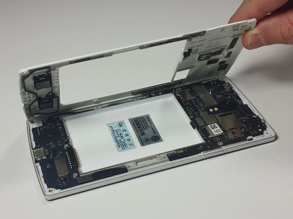 Oppo X9000 Volume Button Replacement, Lift off the Back Panel: crwdns2935265:06crwdnd2935265:02crwdnd2935265:02crwdne2935265:0