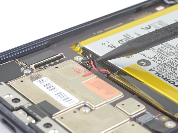 Motorola Moto Z3 Play Battery Replacement, Disconnect the Battery: crwdns2935265:016crwdnd2935265:02crwdnd2935265:02crwdne2935265:0