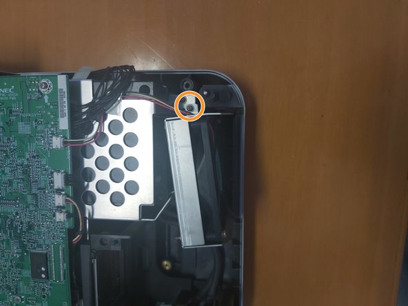 Projector NEC VT660 Disassembly, Removing fan: crwdns2935265:04crwdnd2935265:02crwdnd2935265:03crwdne2935265:0