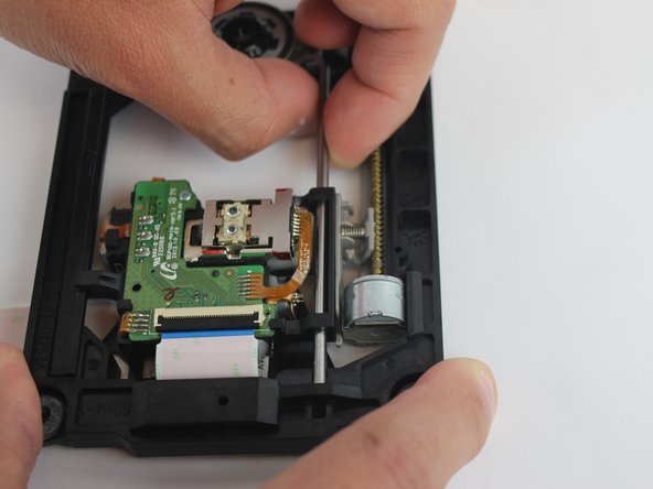 Samsung BD-F5700 Disc Reader Replacement: crwdns2935265:09crwdnd2935265:02crwdnd2935265:03crwdne2935265:0