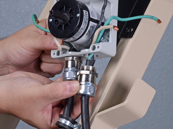 EDCO Disk Grinder 50200-HD On/Off Switch Replacement: crwdns2935265:020crwdnd2935265:02crwdnd2935265:03crwdne2935265:0