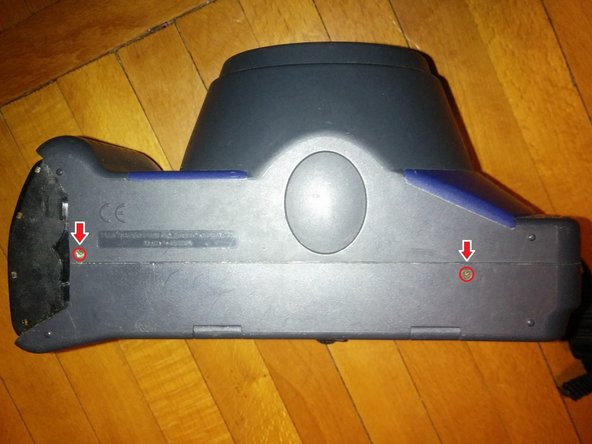 Fujifilm Instax 100 Disassembly: crwdns2935265:03crwdnd2935265:02crwdnd2935265:02crwdne2935265:0