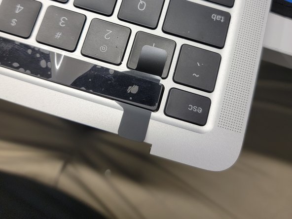 MacBook Pro 13" Two Thunderbolt Ports 2020 Touchbar Replacement, Feeding Flex Cable: crwdns2935265:042crwdnd2935265:03crwdnd2935265:03crwdne2935265:0