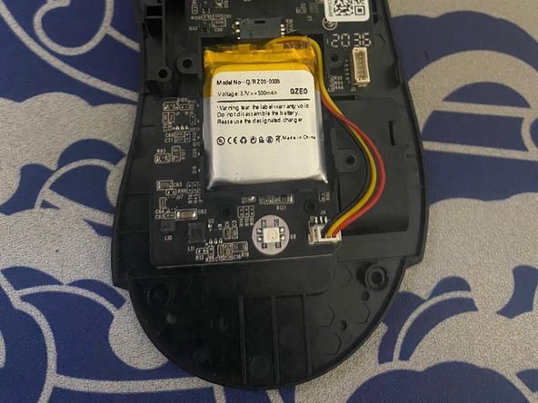 Razer DeathAdder V2 Pro Battery Replacement: crwdns2935265:09crwdnd2935265:02crwdnd2935265:02crwdne2935265:0